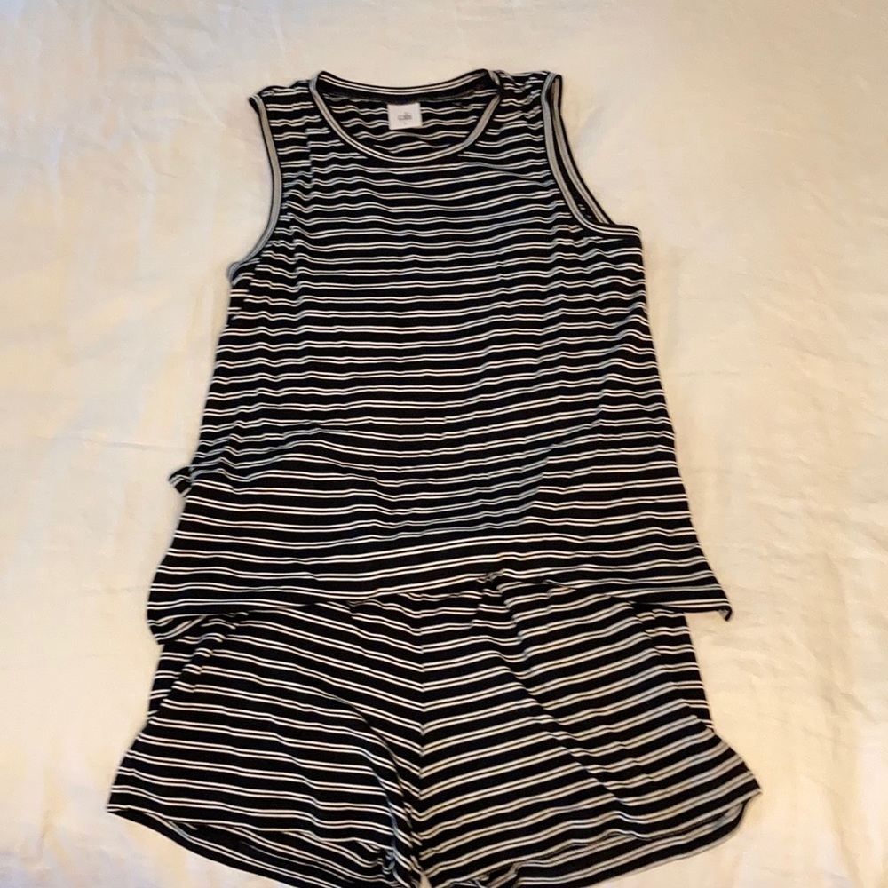 CAbi Playa romper shorts set size small.